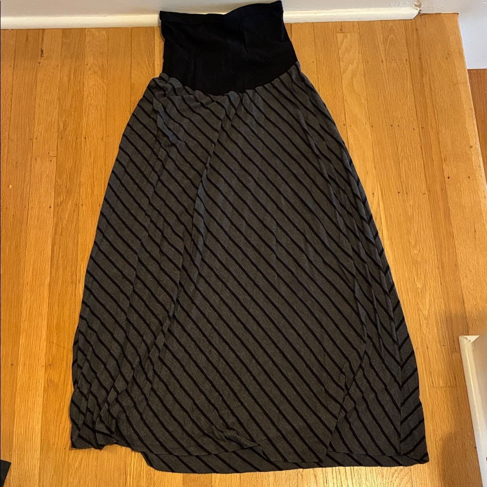 Motherhood Black and Gray Long Skirt